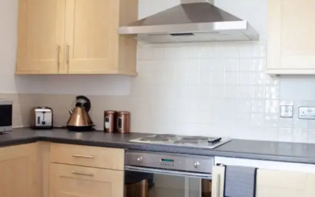 Henry Street - Apt 22