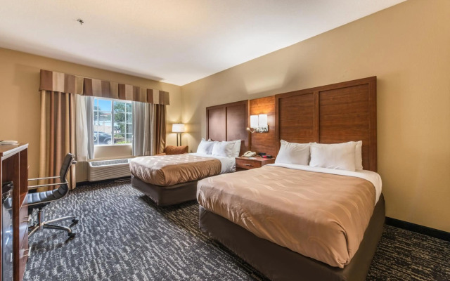 Quality Inn & Suites Hendersonville - Flat Rock