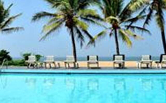 Catamaran Beach Hotel