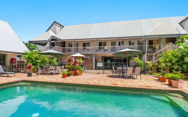 Byron Central Apartments