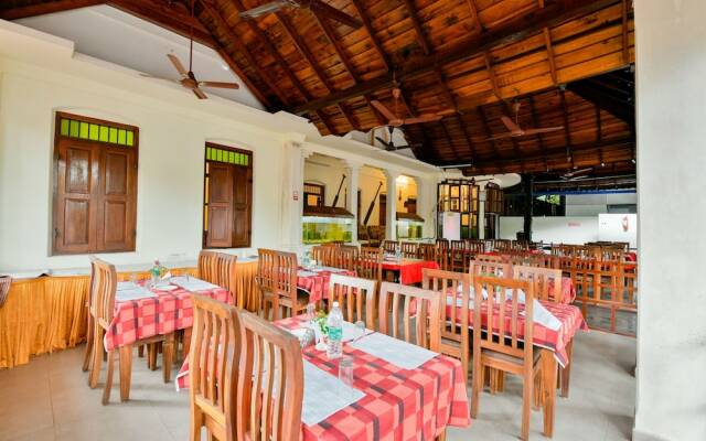 OYO 15962 Green Aura Resort