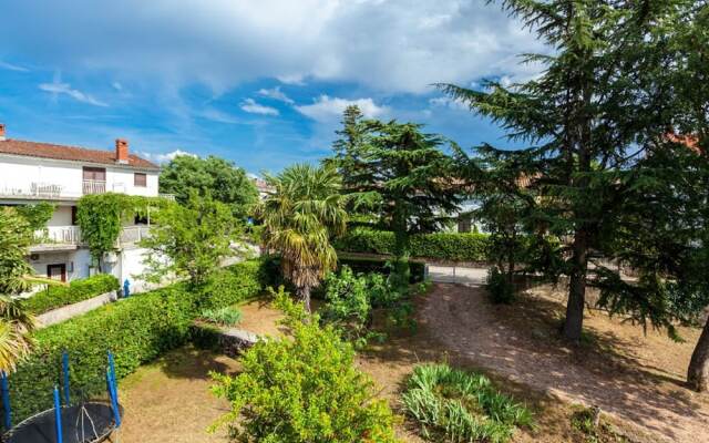 Cosy Apartment in Malinska With Barbecue