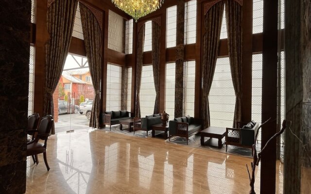 WelcomHeritage Grand Srinagar