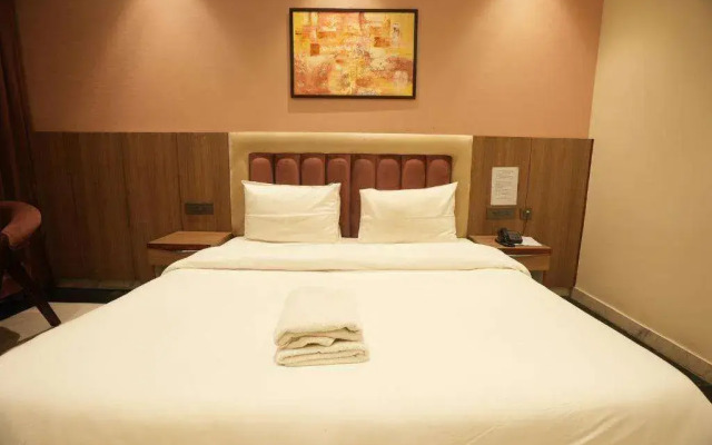 Lime Tree Hotel and Banquet Greater Noida