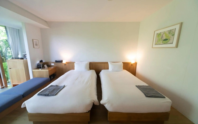Hakone Retreat Fore