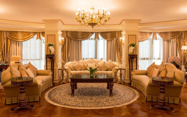Sheraton Kuwait, A Luxury Collection Hotel, Kuwait City