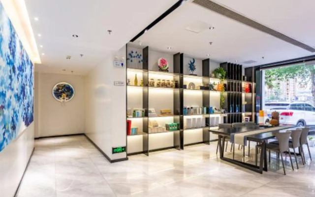 Luoyang 24h qixijia Hotel