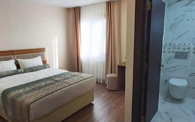 Camellia Hotel