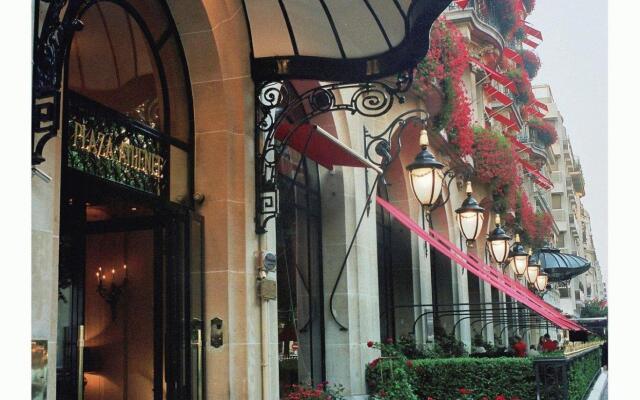 Hotel Plaza Athenee