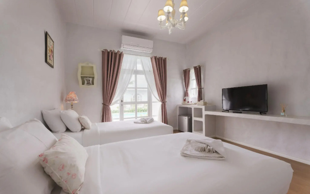 Villa La Flora Kanchanaburi