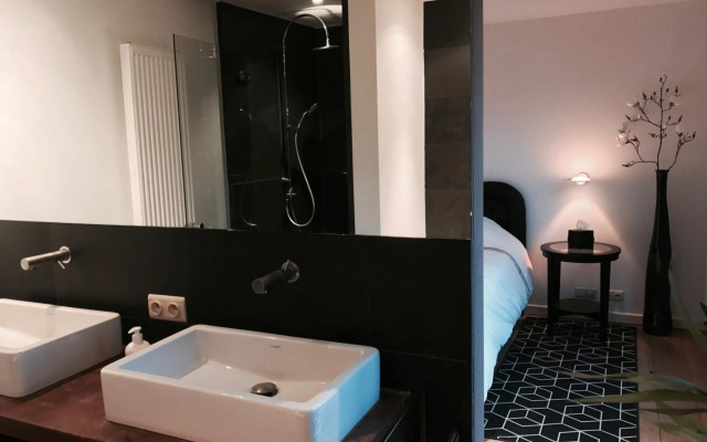 Modern Loft Duplex Penthouse Free parking