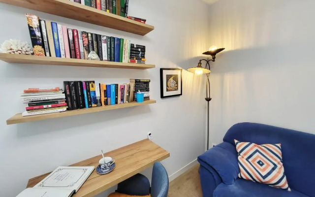 Апартаменты с дизайнерским ремонтом на улице Большая Покровская 78