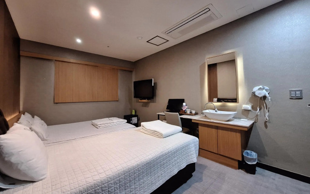 Nampo Comma Hotel