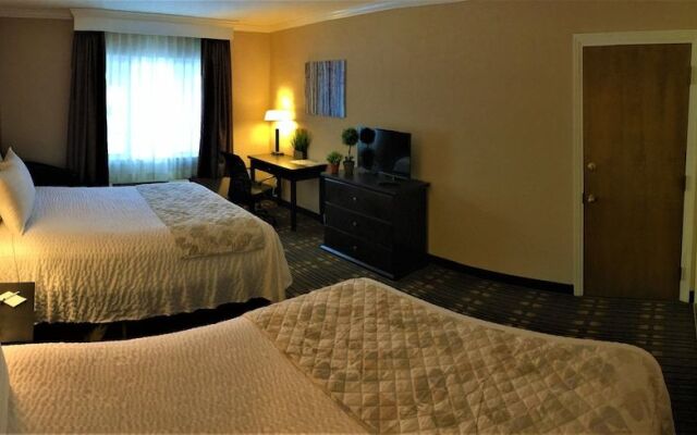 The Lodge at Headwaters