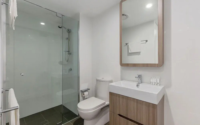 KOZYGURU BRISBANE ONE 1Bed APT Parking