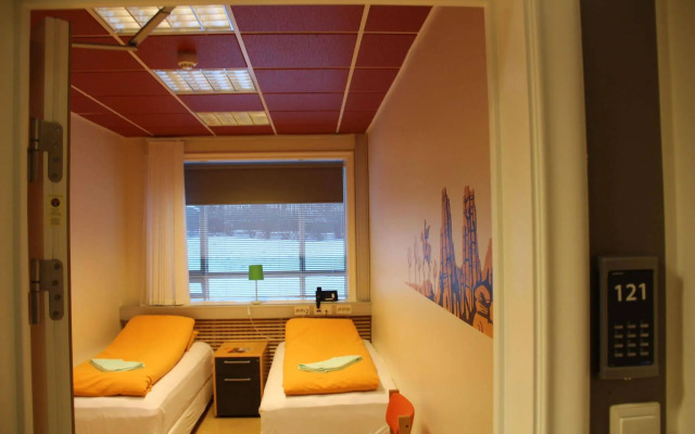 Hostel B47