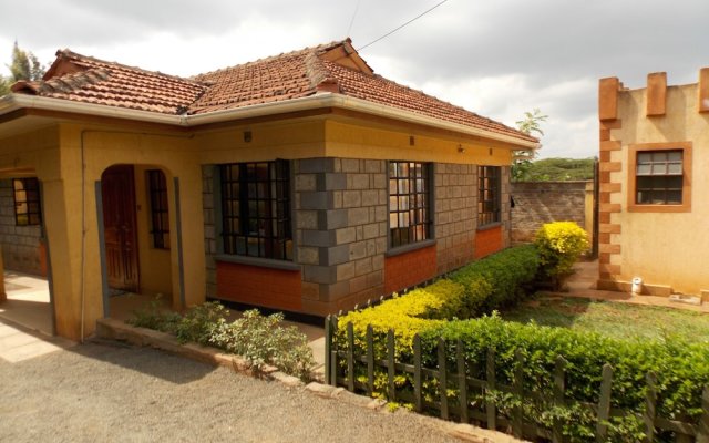 Stunning Villa in Private Compound in Nairobi, KE