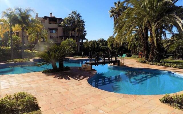Stunning El Campanario Apt - Pool View