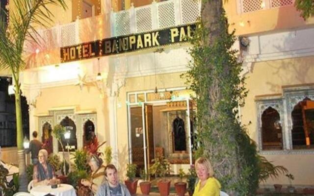 Bani Park Hotel