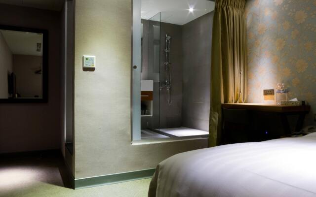 Urtrip Hotel