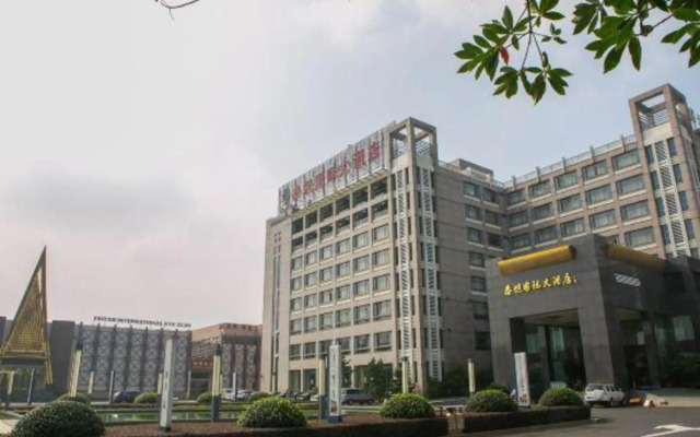 Taitan International Hotel