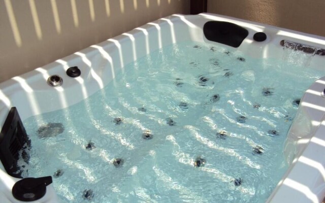 Romantic Spa Resort