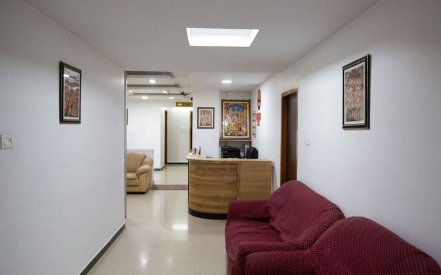 OYO 26947 The Lavish
