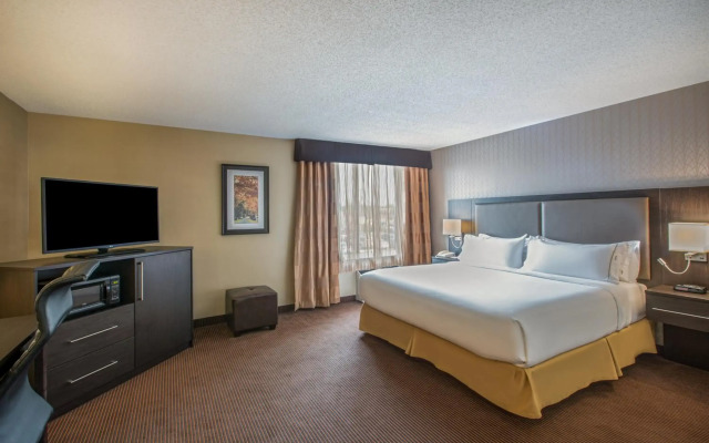 Quality Inn & Suites Regina Downtown