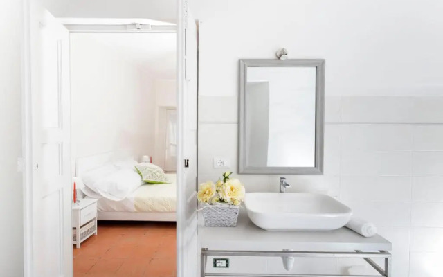 Rose Suite Apartments