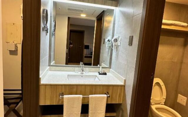 Eurobuilding Tama San Cristobal