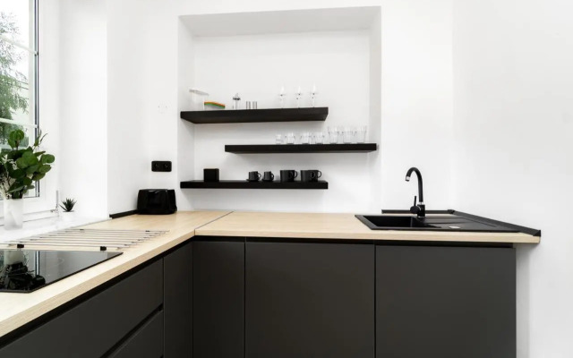 Spacious House 100m2 with Garden, Grill and Parking