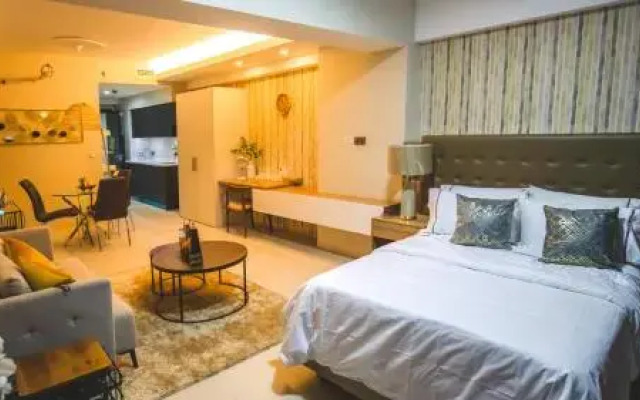 8 Suites Davao