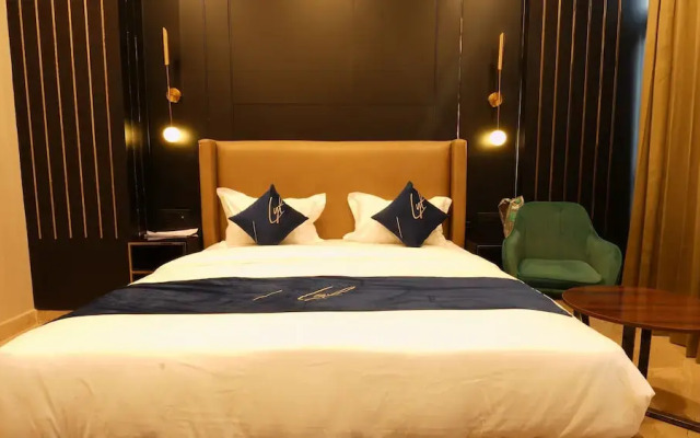 Aquila Grand Suites
