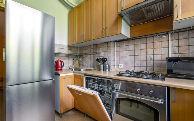 MaxRealty24 Apartments at 10 Peschanaya Street