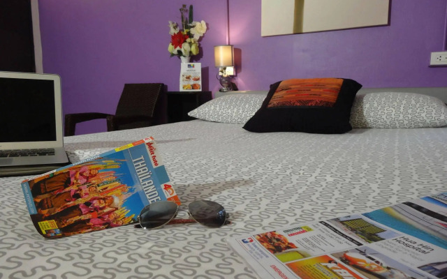 The Beach Cha Am Guest House