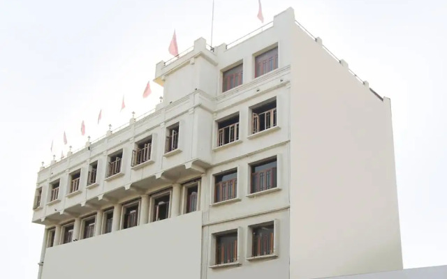 OYO 7343 Al Shareef Palace