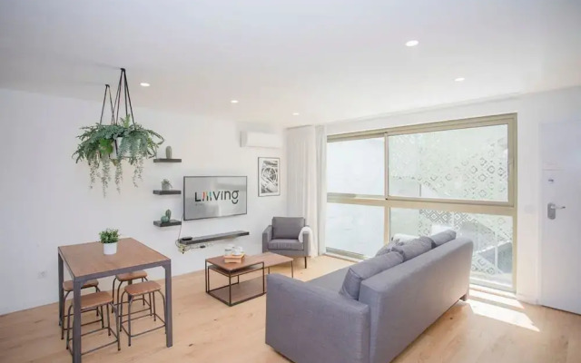 NAX Apartment D by Liiiving