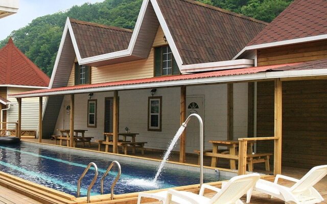 Story Vally Pension