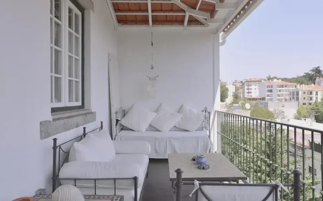 Feels Like Home Estoril Spacious House