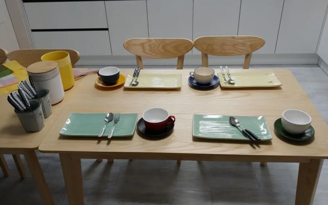 Friends Guest House - woman only