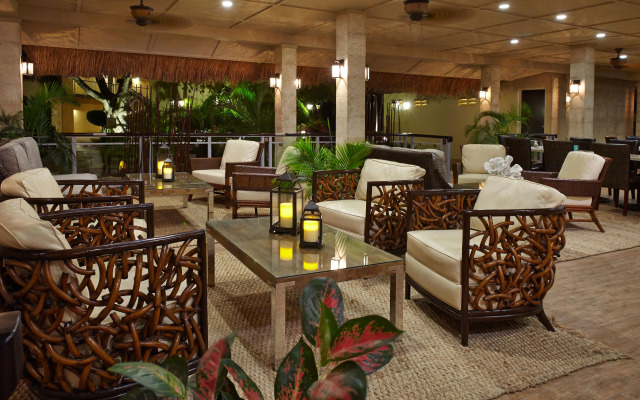 Manchebo Beach Resort and Spa