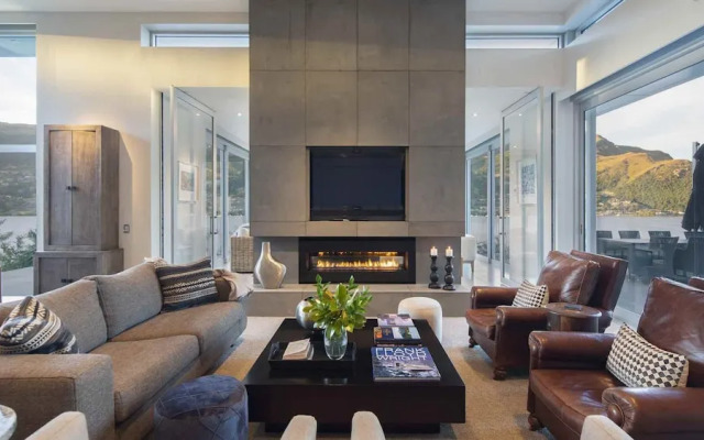 Supreme Lakefront Luxury Villa