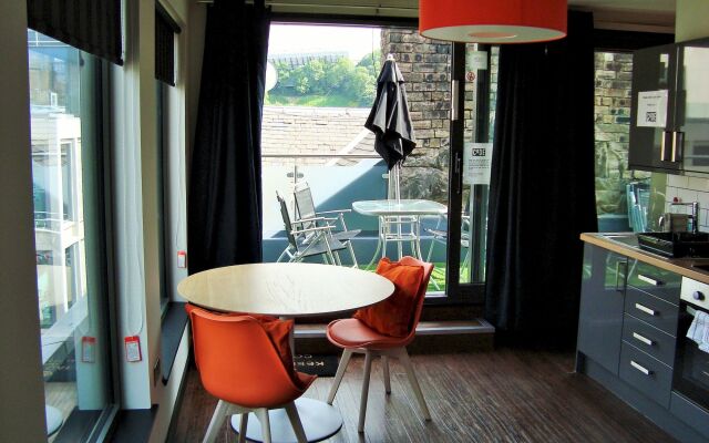 CoDE Pod – The LoFT - Edinburgh