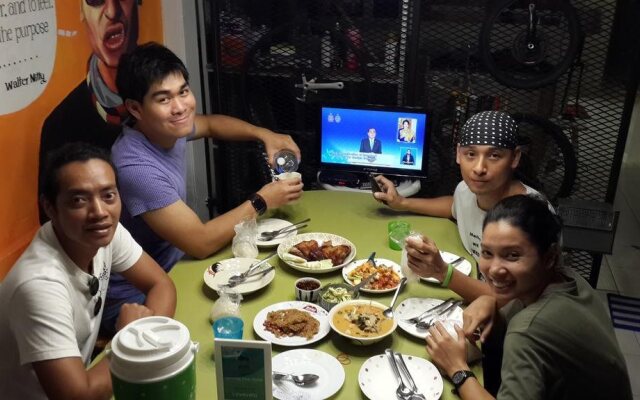 Spinning Bear Hostel