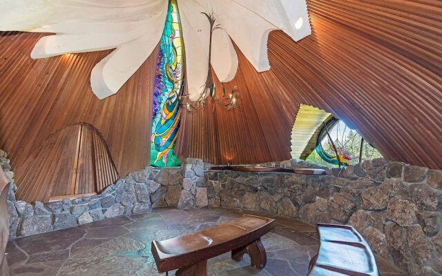 La Costiera - Three Bedroom Home