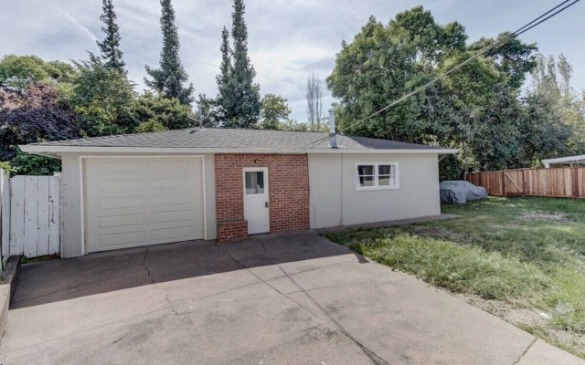 Cozy, Private 1-bedroom in Hayward