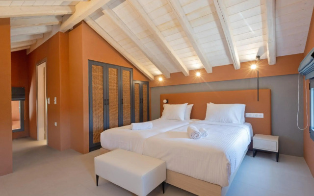 Tessera Villas Collection