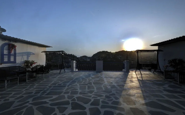 A Santorini Home - By Le Rêve
