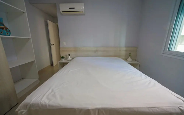 Apto pet Friendly c Churrasqueira a 100m da Praia