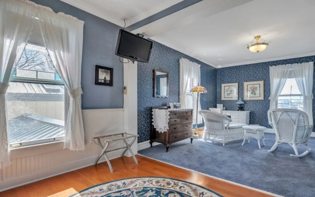 Solomons Victorian Inn